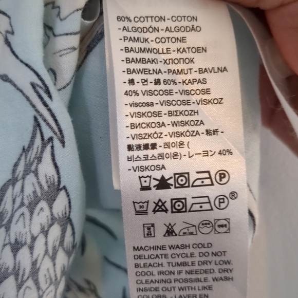 Levi's Light Blue Floral Men's Shirt Size Large Outdoor Golf Preppy - Picture 5 of 8